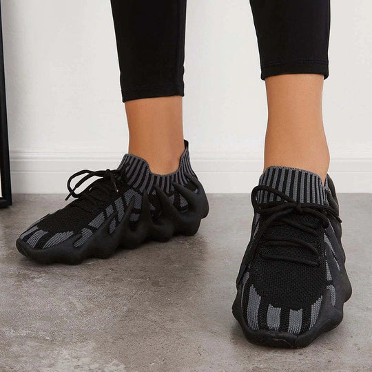 stylische Turnschuhe EB