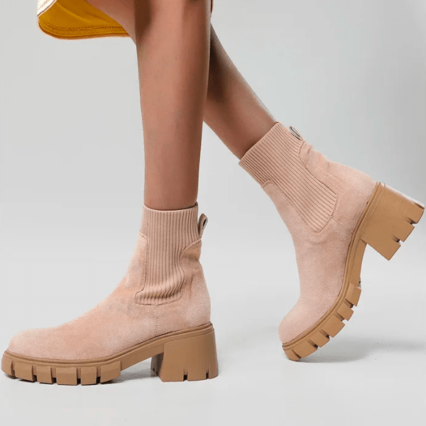 EB | Stylische Wildleder Winterstiefel für Frauen