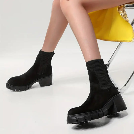 EB | Stylische Wildleder Winterstiefel für Frauen