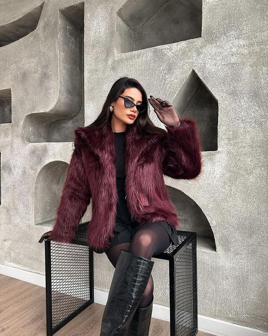 EB | Luxuriöse Pelzjacke Faux Fur Elegant und Trendy
