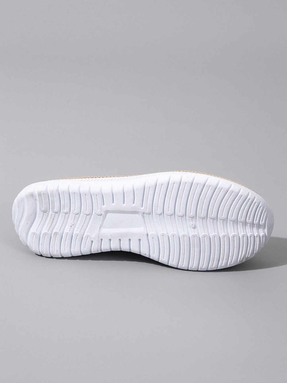 EB | Schicke Sneaker Mit Kettenbesatz