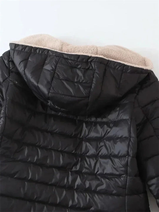 EB | Loose Fit Daunenjacke mit Kapuze - Lässig