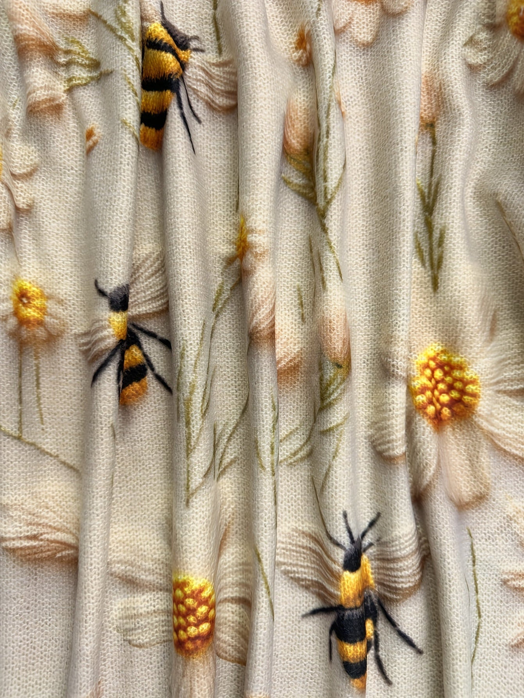 EB | Trendy Damenpullover mit Bienenmuster