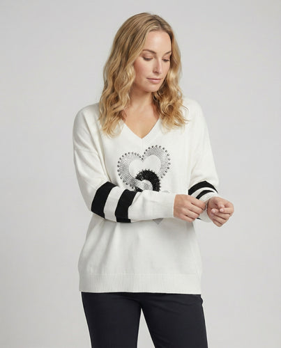 EB | Damenpullover mit Herzmuster & V-Ausschnitt