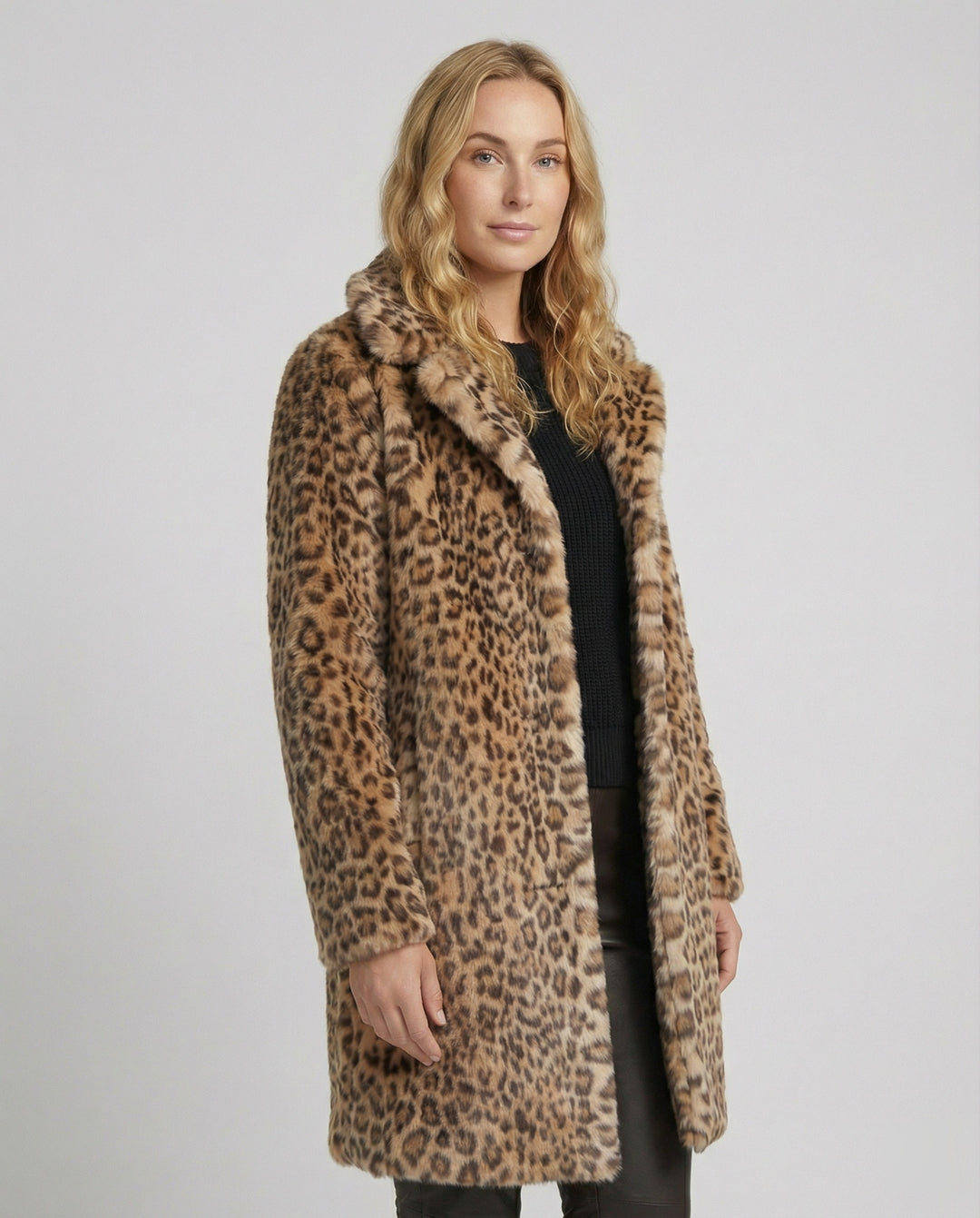 EB | Mantel - Kunstpelz - Oversized Fit - Reverskragen - Leopardenprint