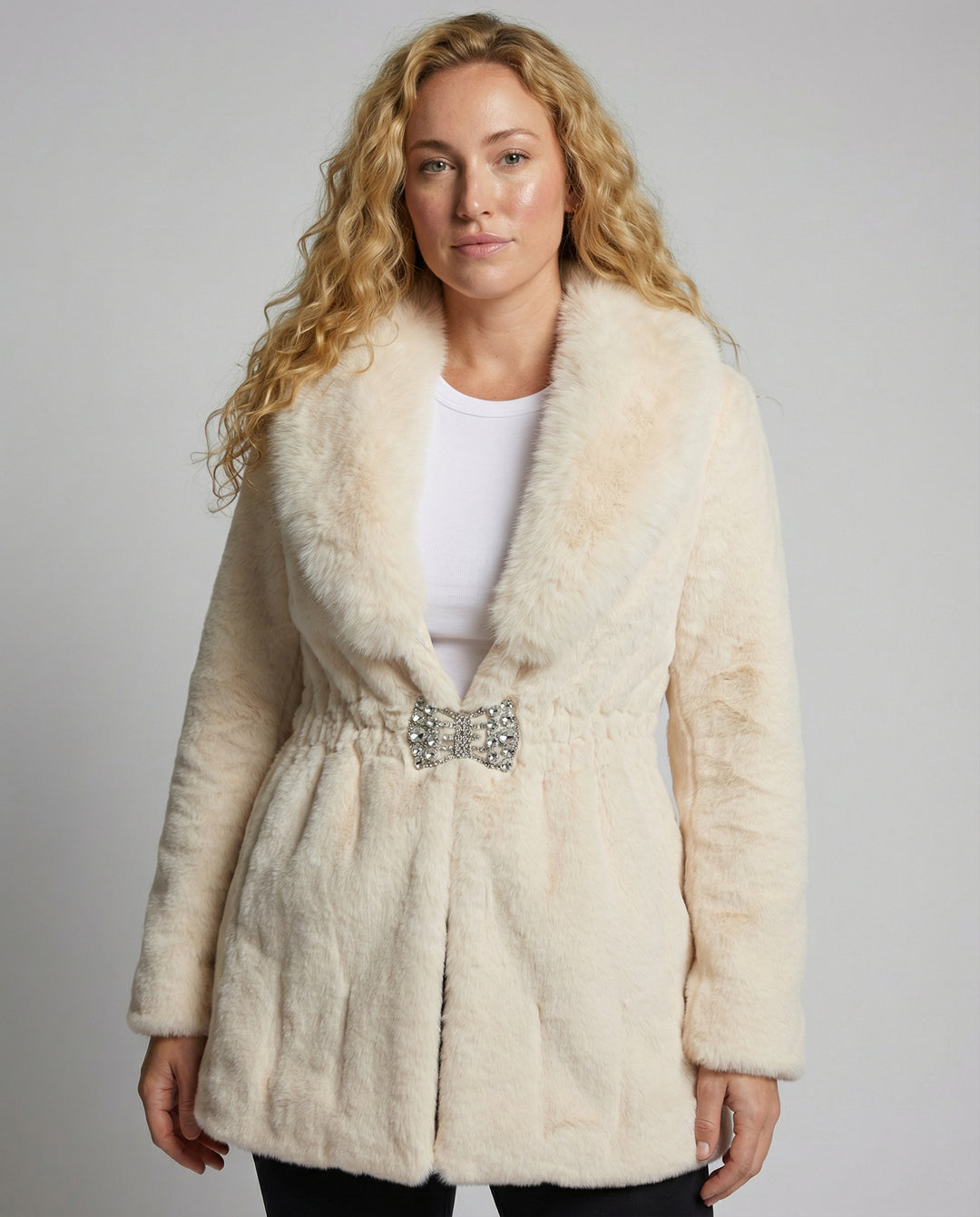 Damen Jacke mit Trendigem & Elegantem Stil | EB
