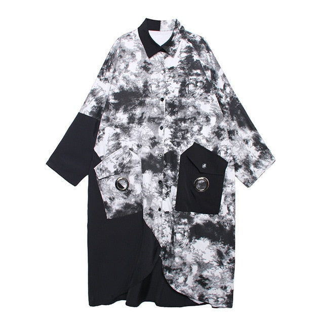 EB | Wolkiger Nachthimmel Trenchcoat