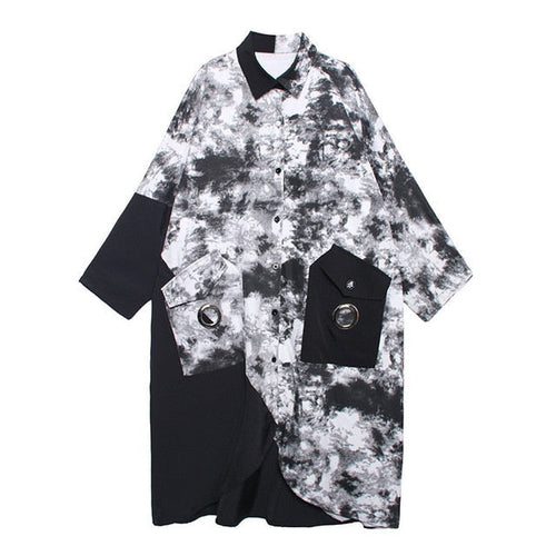 EB | Wolkiger Nachthimmel Trenchcoat