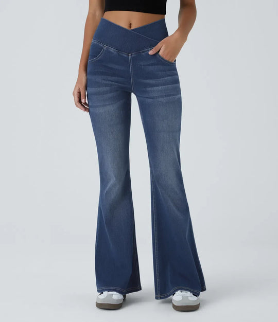 EB | Hoch Taillierte, Ausgestellte Jeans