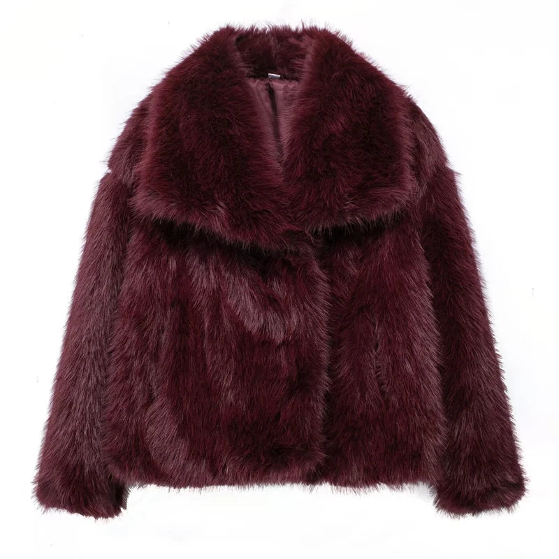 EB | Warme Pelzjacke Für Damen In Stilvollem Design