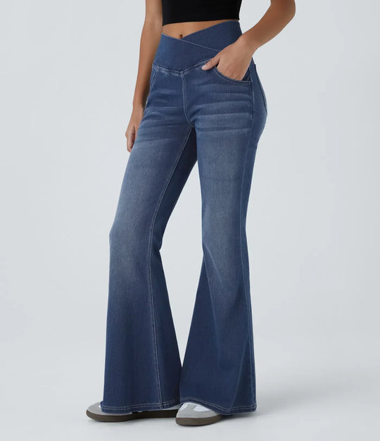 EB | Hoch Taillierte, Ausgestellte Jeans