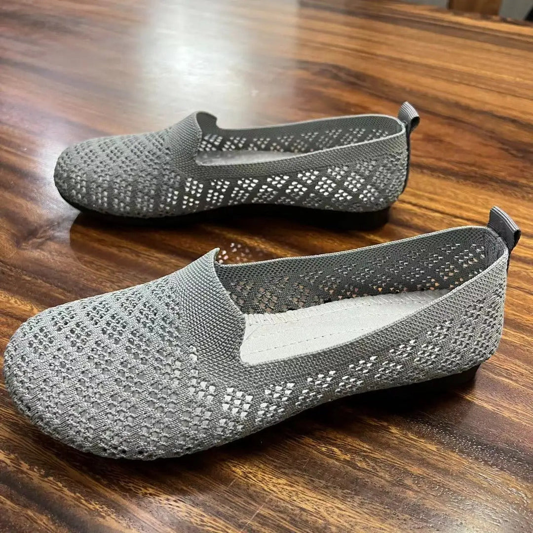 Modische flache Schuhe EB