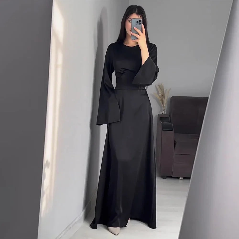 EB | Schickes Damen Maxikleid mit Langen Ärmeln und Tailliertem Schnitt