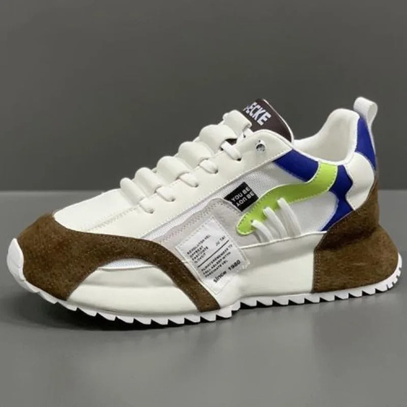 Turnschuhe mit Schnürung EB