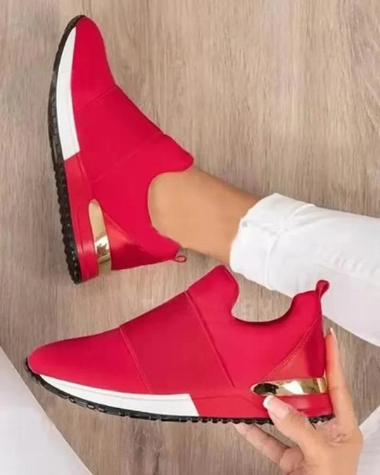 Atmungsaktive Freizeitschuhe aus Mesh EB