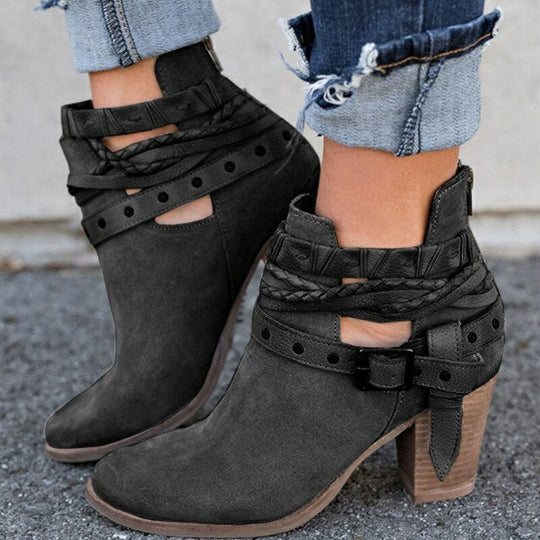 EB | Einzigartige und Elegante Stiefeletten mit Riemchen