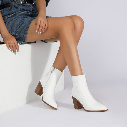 EB | Spitz Zulaufende Blockabsatz Stiefeletten