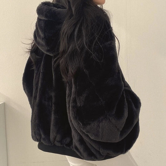 EB | Übergroße Jacke mit Plüschfutter und Kapuze