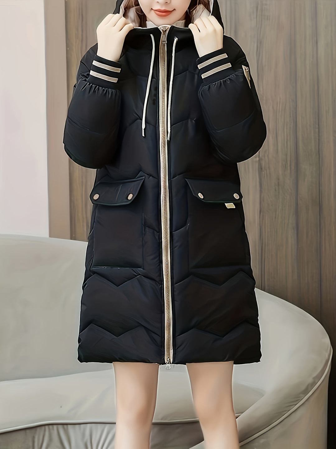 EB | Warme Steppjacke mit Kapuze und Reißverschluss