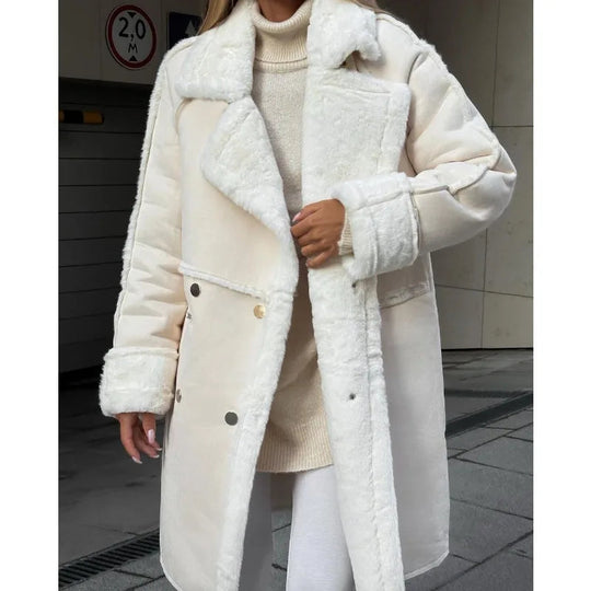 EB | Kuscheliger Mantel mit Shearling Futter in Übergröße
