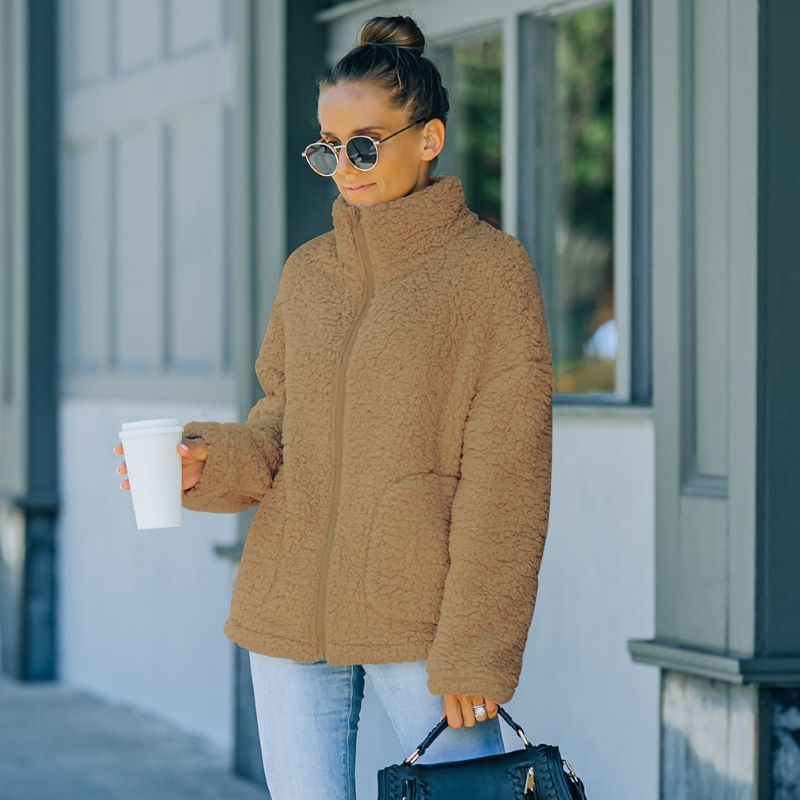 EB | Damen Plüschjacke - Warm und Stilvoll