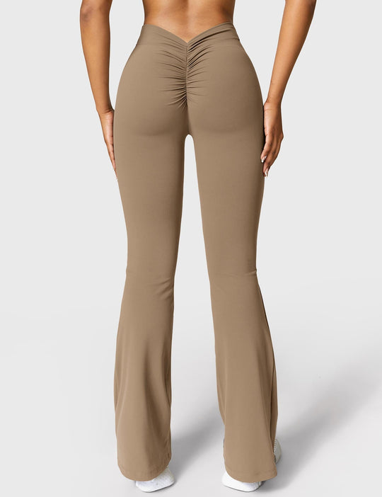 EB | Ausgestellte Leggings mit V-Ausschnitt