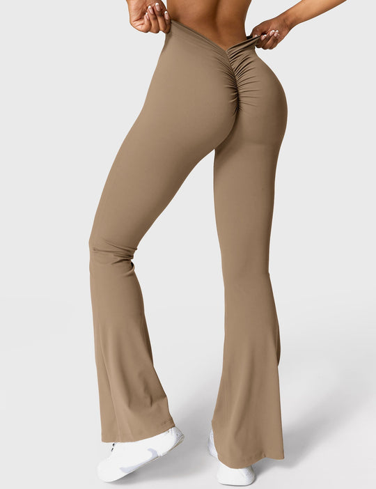 EB | Ausgestellte Leggings mit V-Ausschnitt