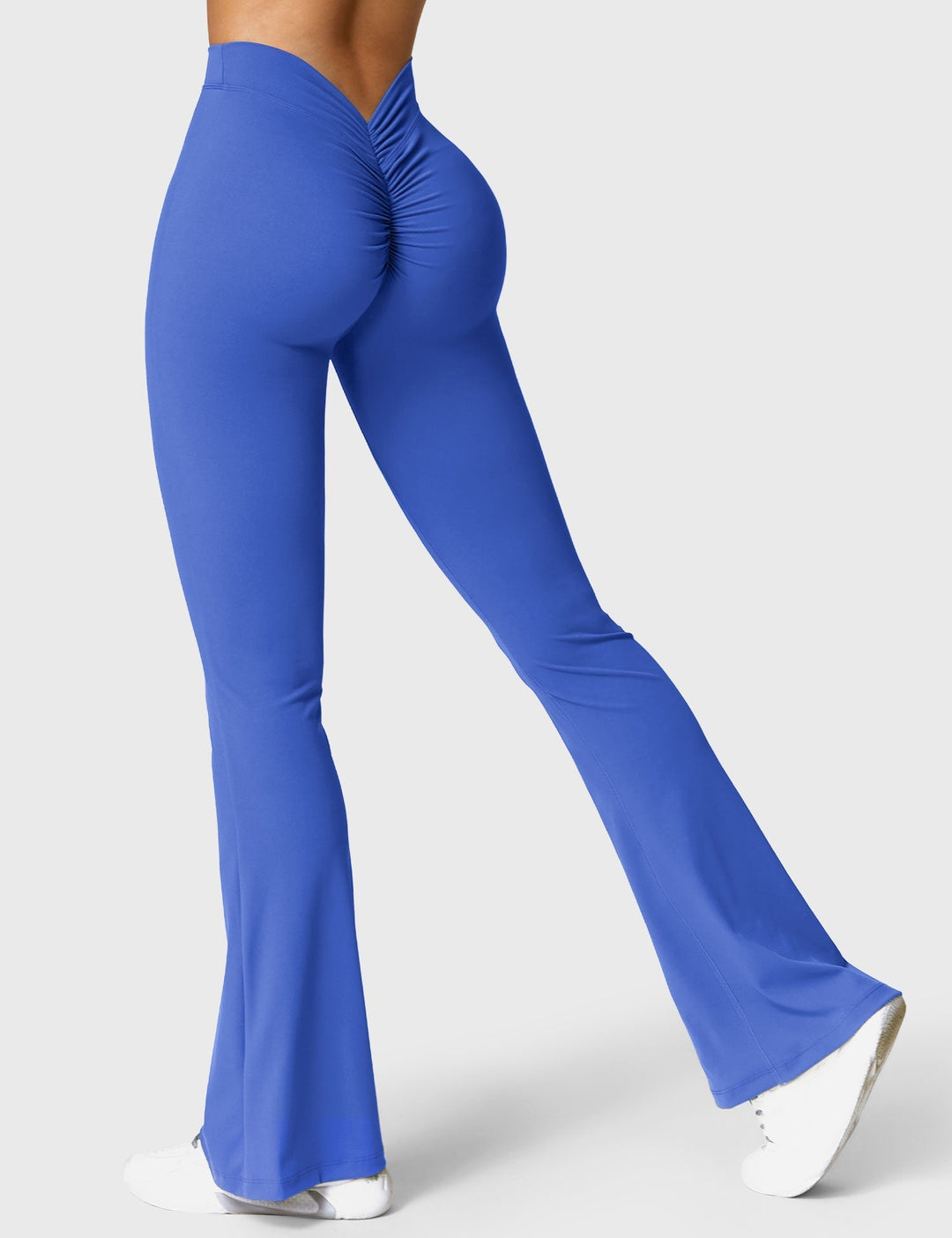 EB | Ausgestellte Leggings mit V-Ausschnitt