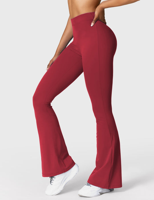 EB | Ausgestellte Leggings mit V-Ausschnitt