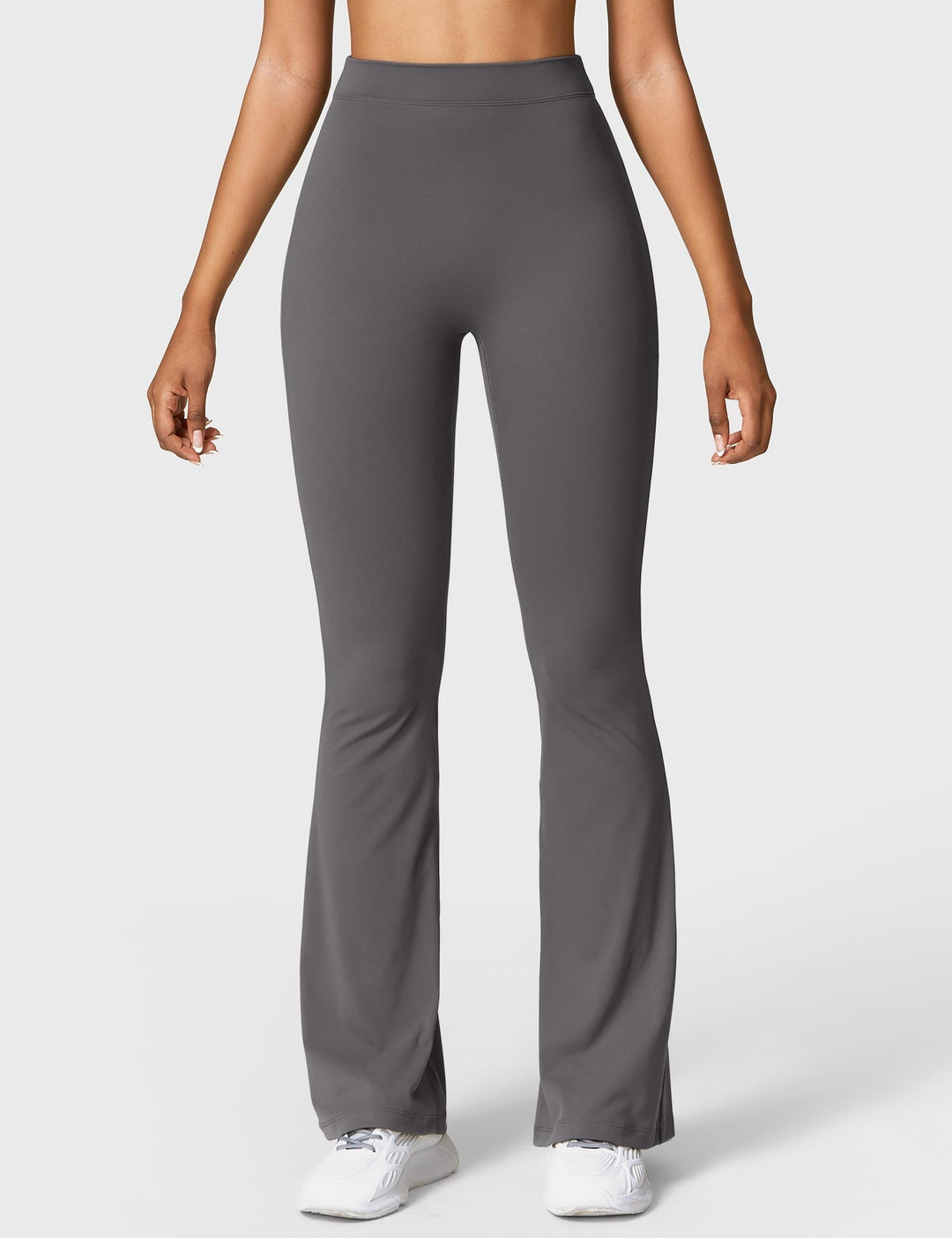 EB | Ausgestellte Leggings mit V-Ausschnitt