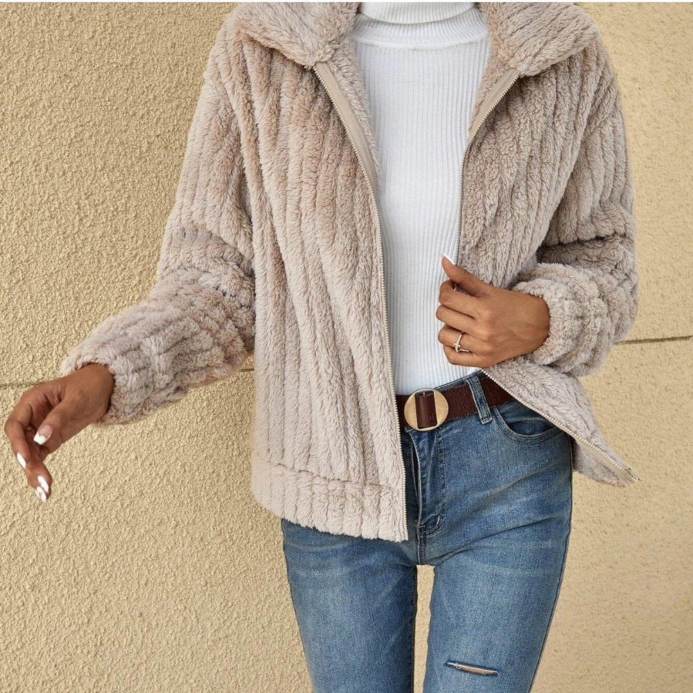 EB | Lässige Plüsch Strickjacke