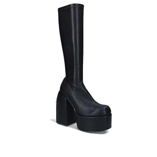 EB | Kniestiefel mit hohem Absatz: Damenmode 2024